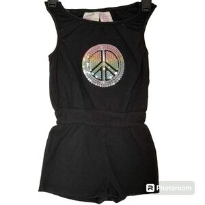 ✨️ Amy Coe Baby Girl Sequin Peace Sign Black Romper – 12M